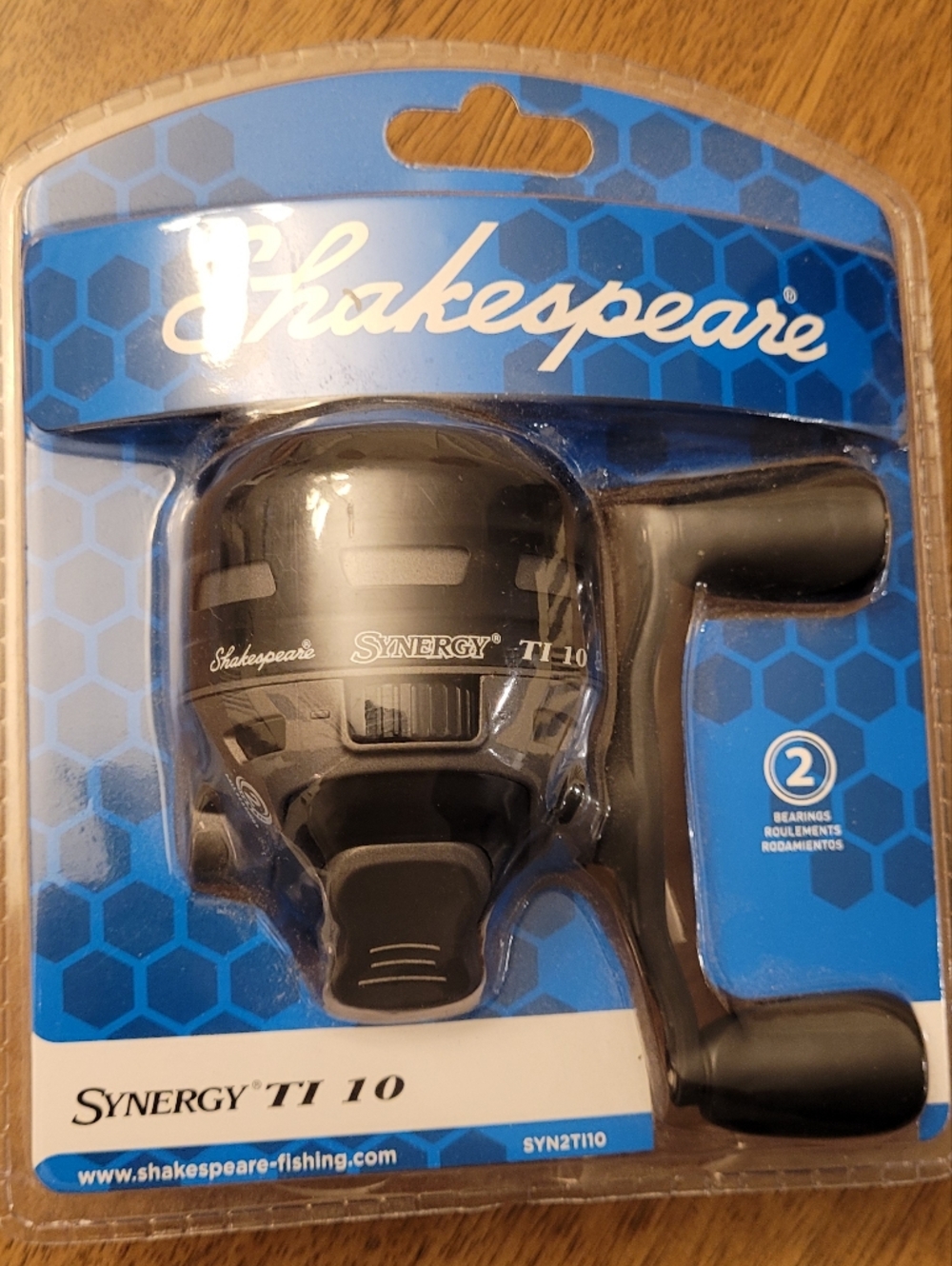 Synergy TI 10 Baitcasting Reel - Black